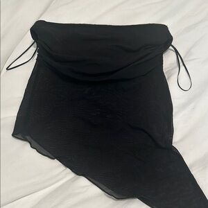 Chic Black Strapless Top